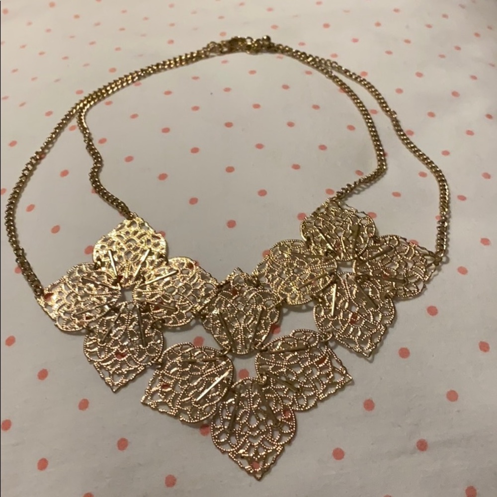 Flower necklace
